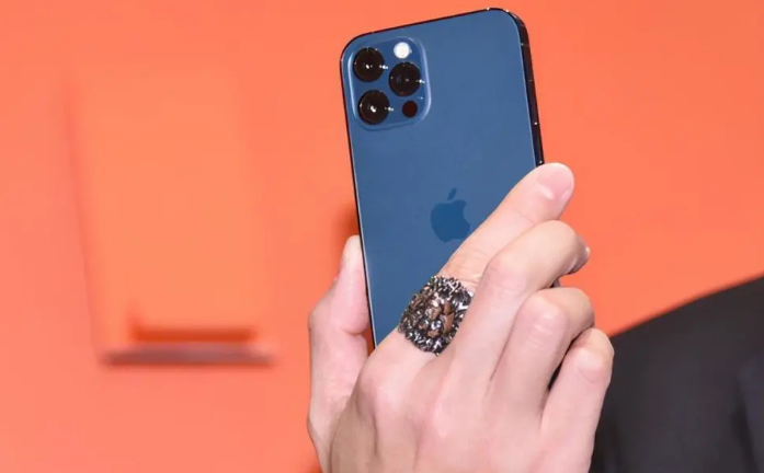 上城苹果手机维修分享iPhone12系列重启方法教程 