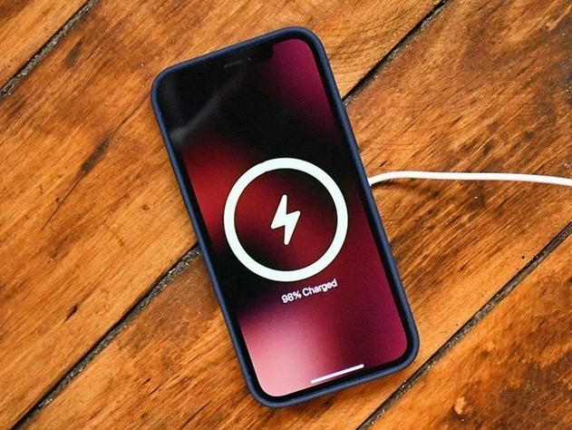 上城苹果手机维修分享iPhone 12可以随便充电吗 